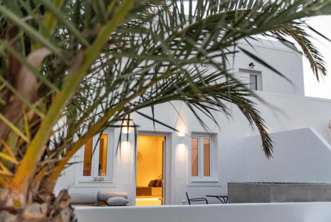 Theophrasti Suites Foinikiá 外观 照片