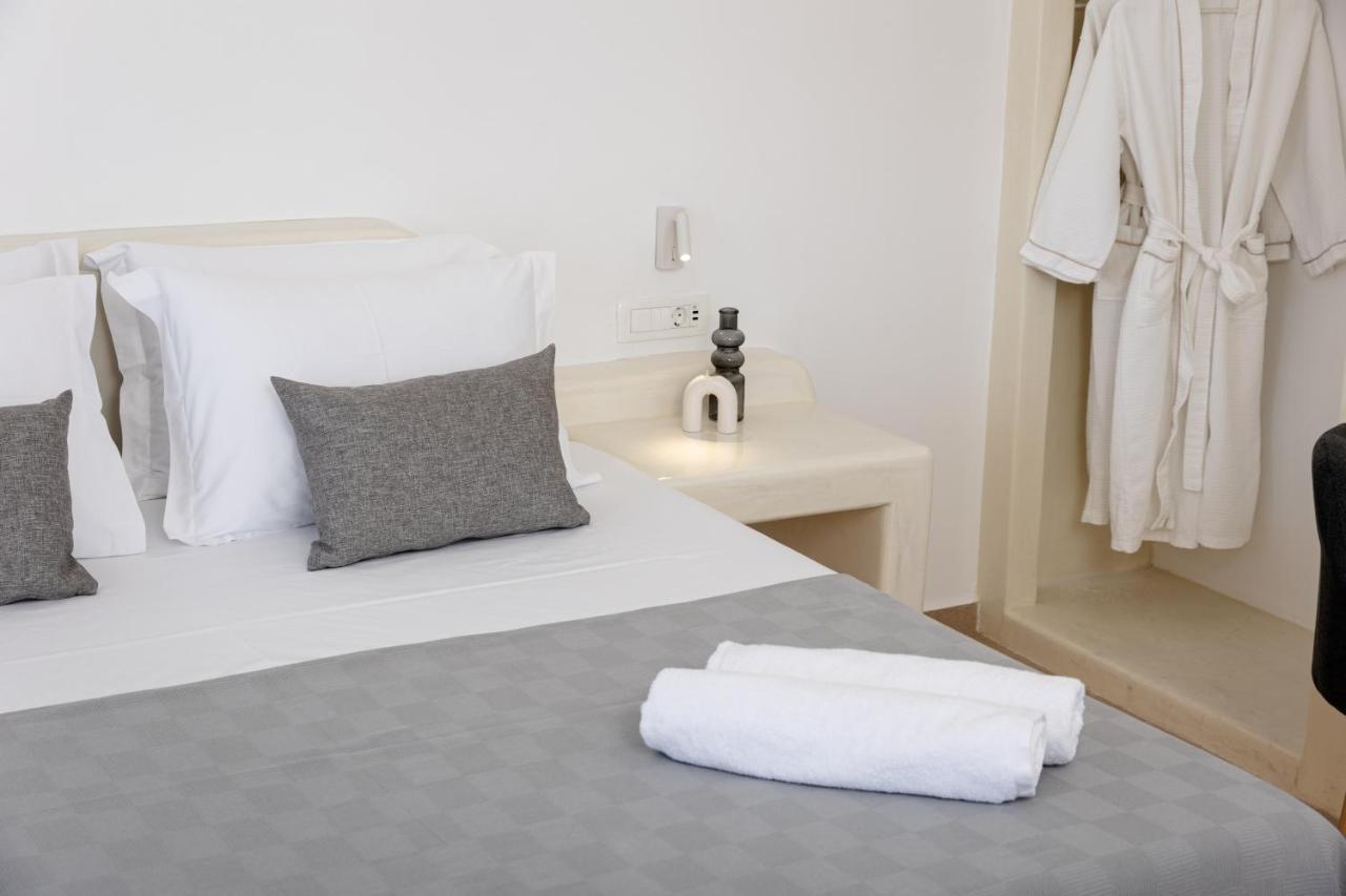 Theophrasti Suites Foinikiá 外观 照片