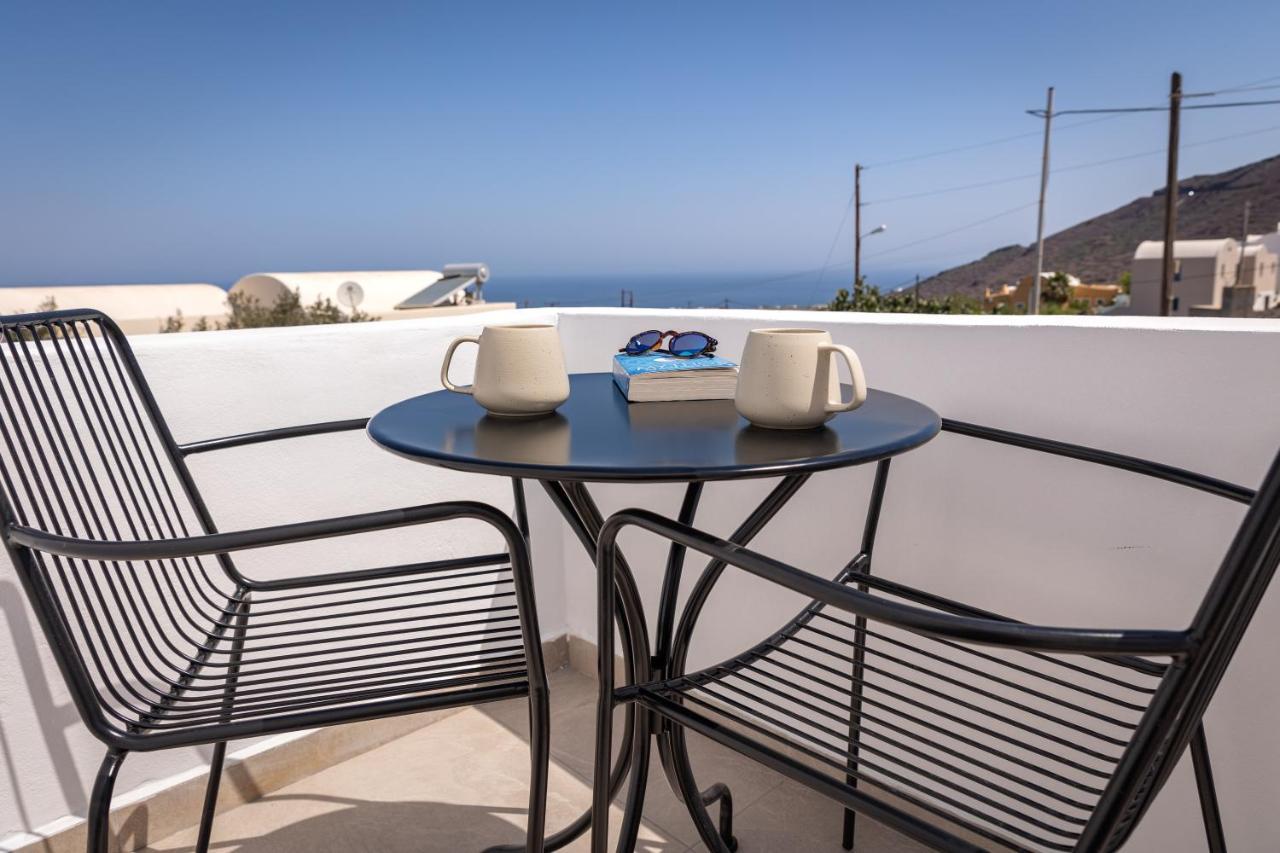 Theophrasti Suites Foinikiá 外观 照片
