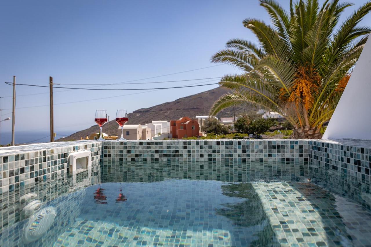 Theophrasti Suites Foinikiá 外观 照片