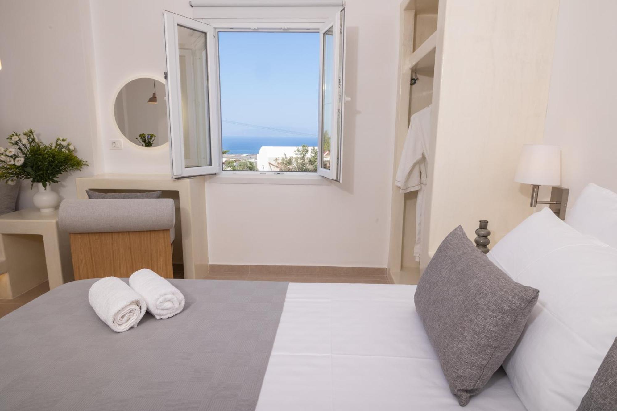 Theophrasti Suites Foinikiá 外观 照片