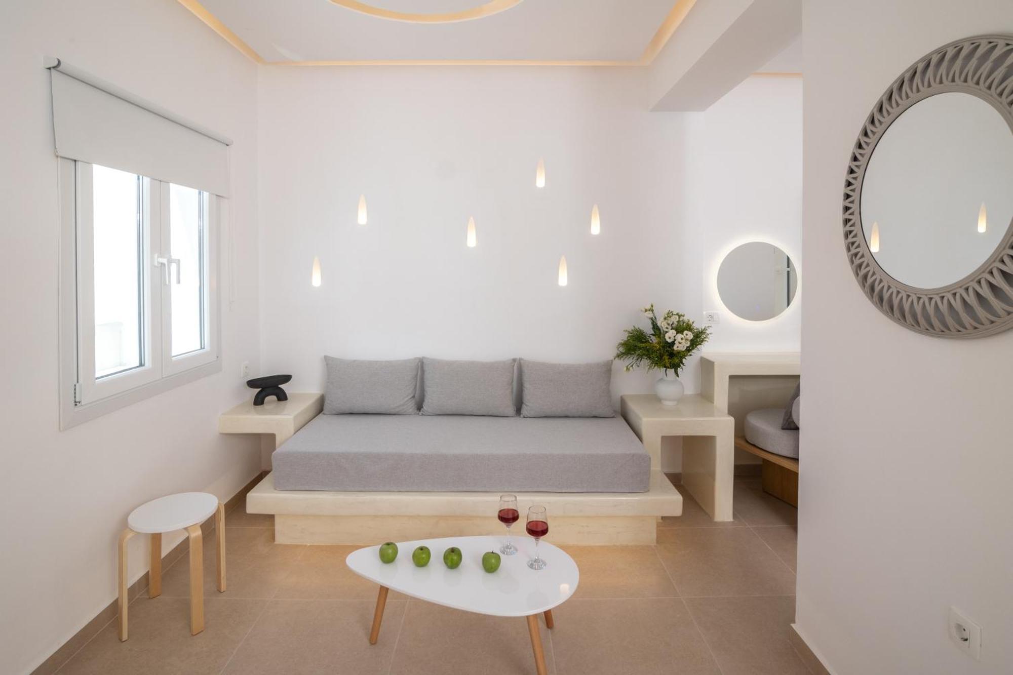 Theophrasti Suites Foinikiá 外观 照片
