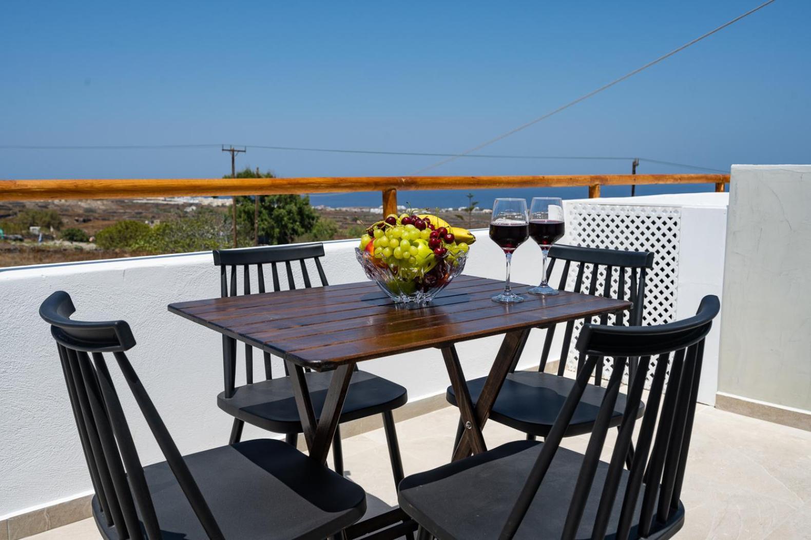 Theophrasti Suites Foinikiá 外观 照片