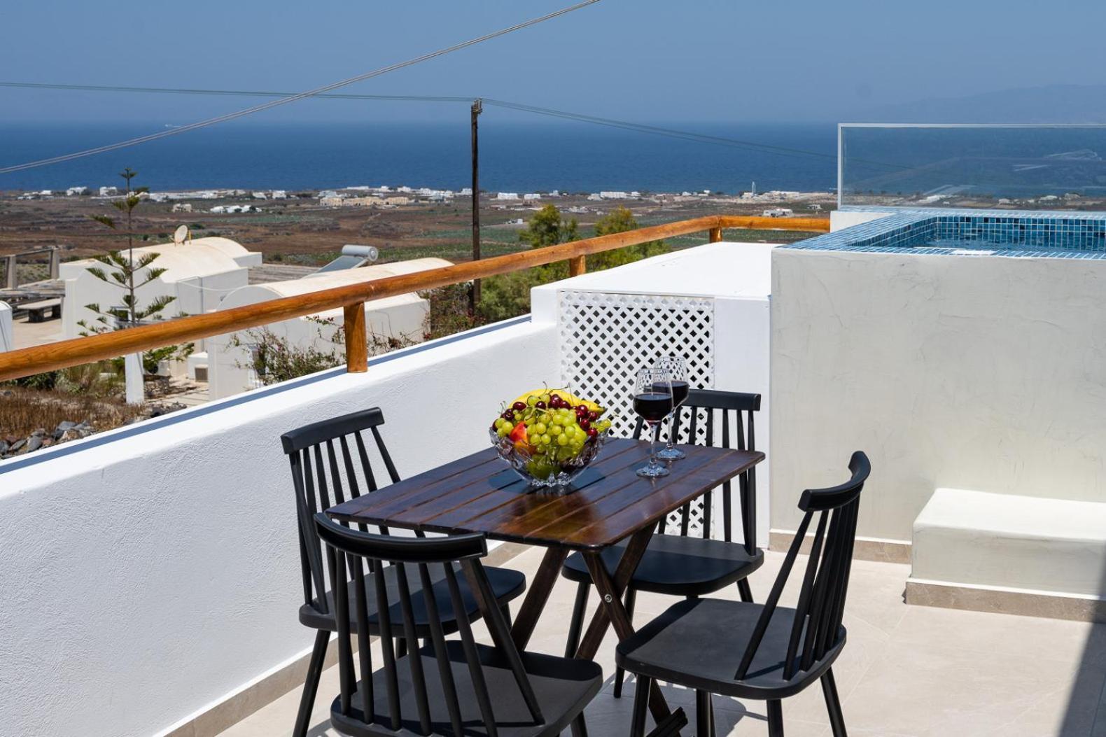 Theophrasti Suites Foinikiá 外观 照片