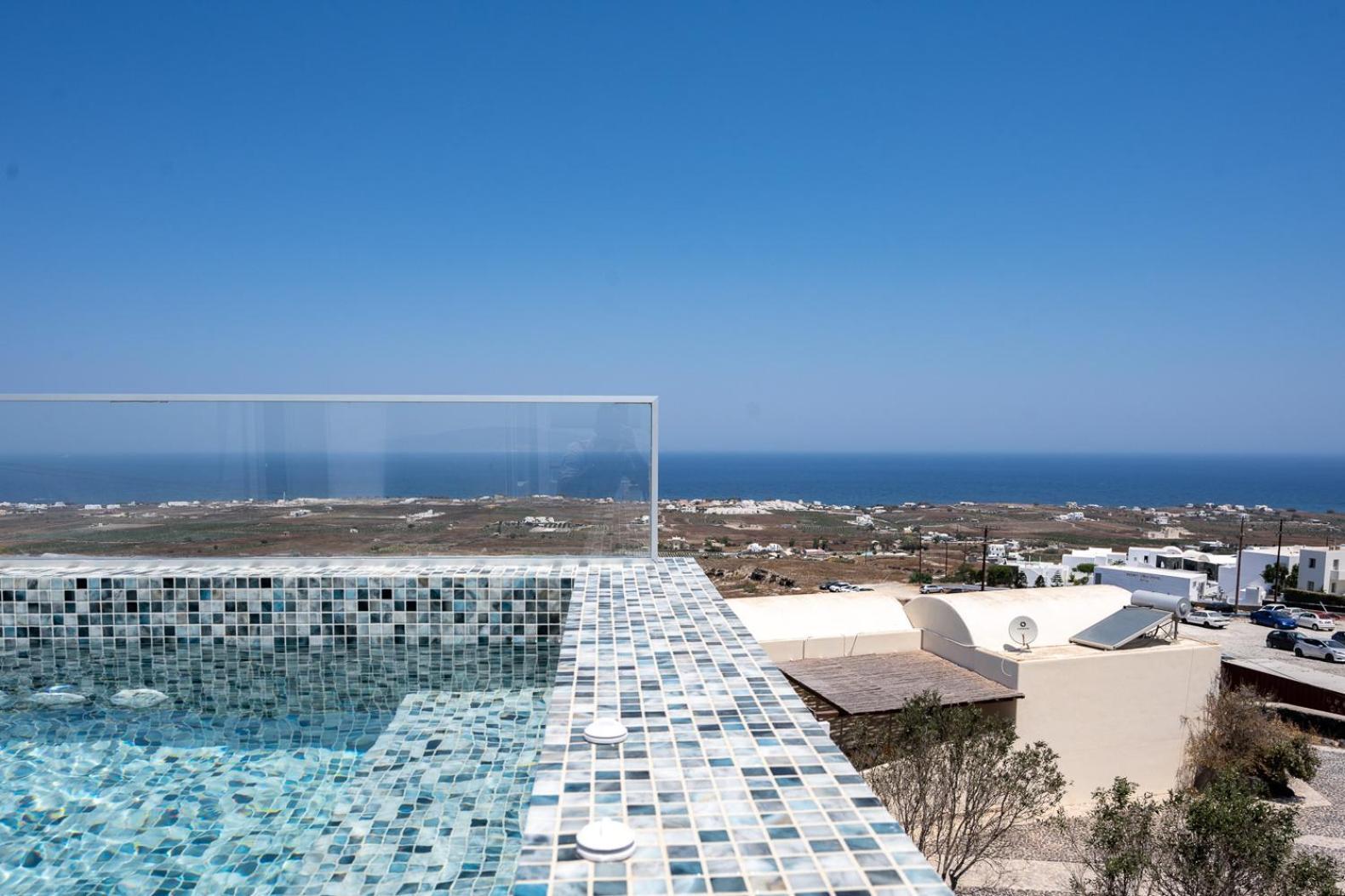 Theophrasti Suites Foinikiá 外观 照片