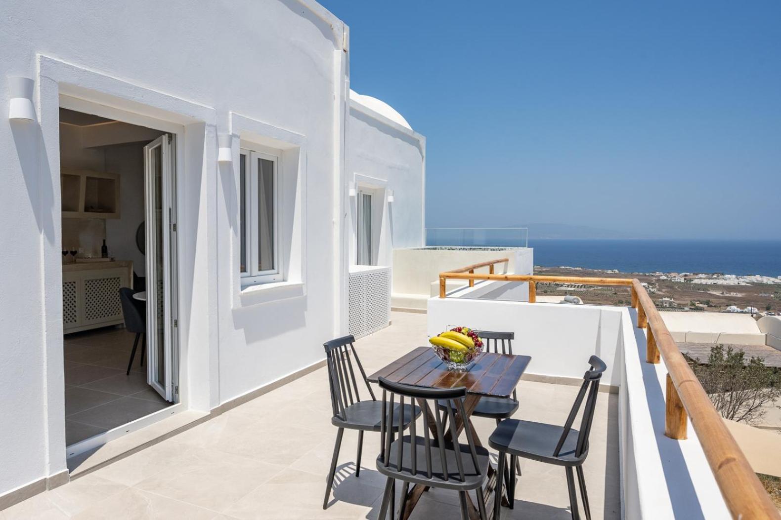 Theophrasti Suites Foinikiá 外观 照片