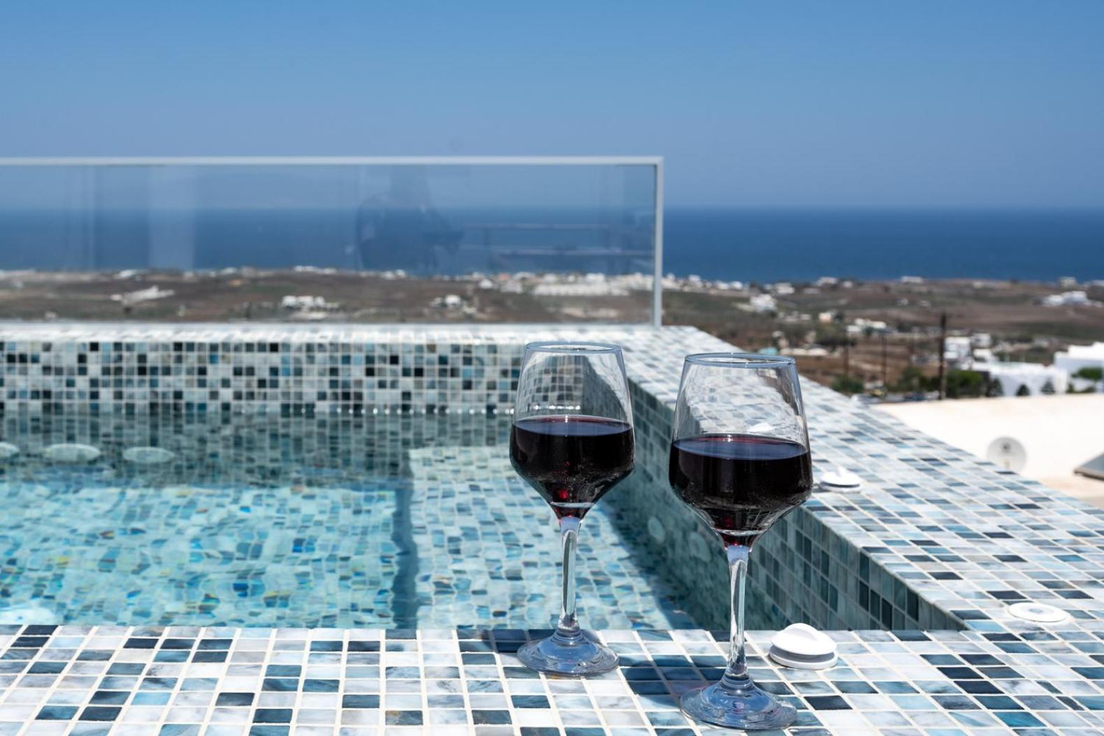 Theophrasti Suites Foinikiá 外观 照片